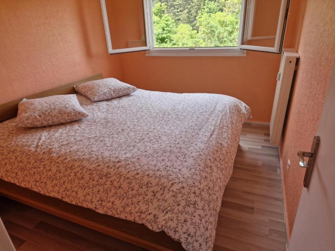 Appartement Motte Giron Dijon Exteriör bild